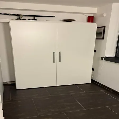 Charming With 2-way Air Con Bbq