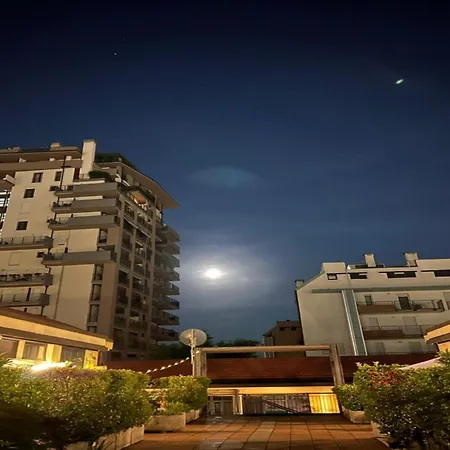 Charming With 2-way Air Con Bbq Apartmán *